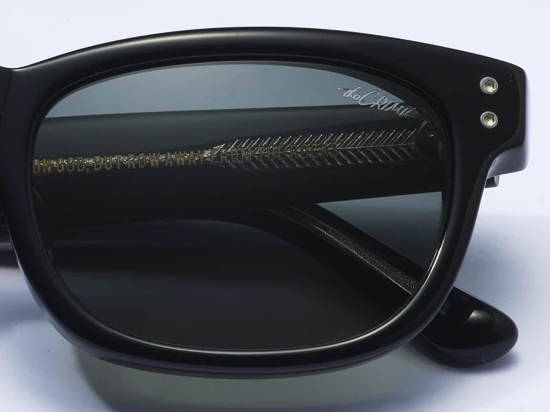DARK BLACK LENS